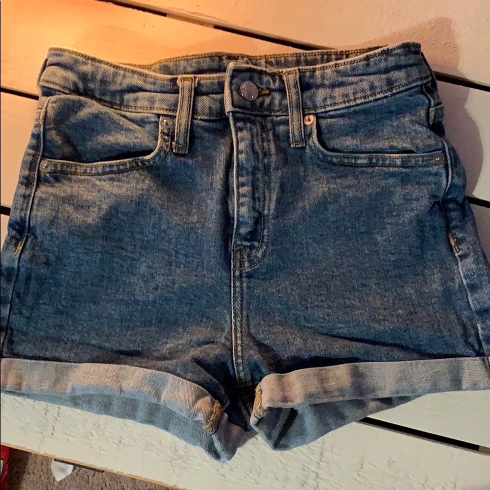 Wild Fable Cuffed Shorts Size 2